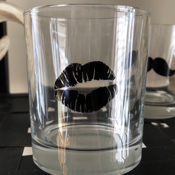🆕 Rocks Glasses Set Mr & Mrs Mustache Lips 10 oz - Picture 3 of 8
